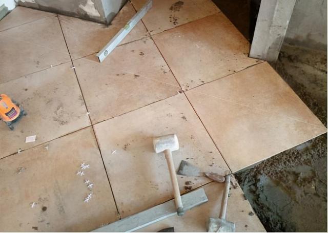 墙砖掉了砖上没水泥什么原因(墙砖掉了砖上没水泥什么原因造成的) 墙砖掉了砖上没水泥什么原因(墙砖掉了砖上没水泥什么原因造成的)